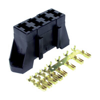 115718   BLA   Stackable Blade Fuse Holder